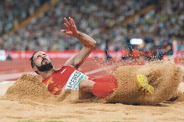 Eusebio Cáceres se queda a un peldaño de las medallas en el Europeo de Atletismo