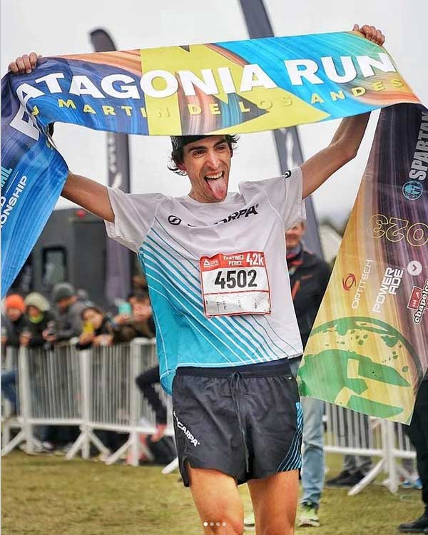 Antonio Martínez es fa amb l'or a la marató de la Patagònia Run, prova de la Spartan Trail World