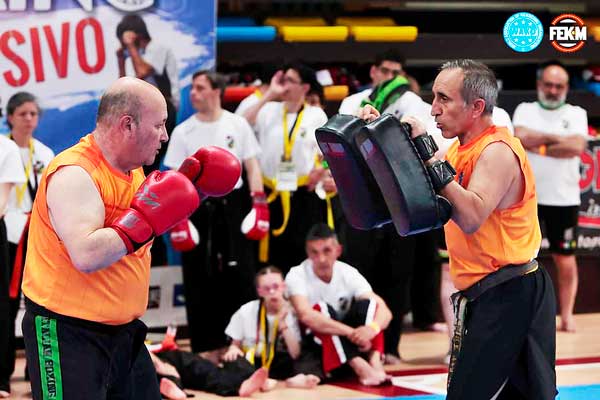 El Club Kickboxing Ibense participa en el Campeonato de España  de Kickboxing Inclusivo en Guadalajara