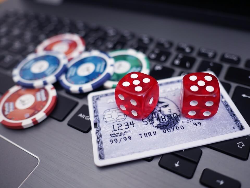 Ventajas de Jugar en Casinos Virtuales